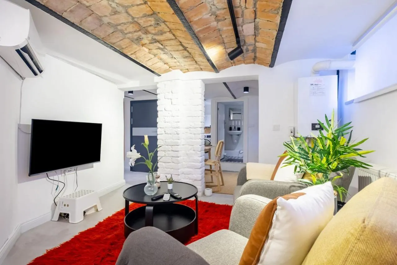 Vibrant Flat 5 Minutes Walk To Istiklal In Beyoglu location